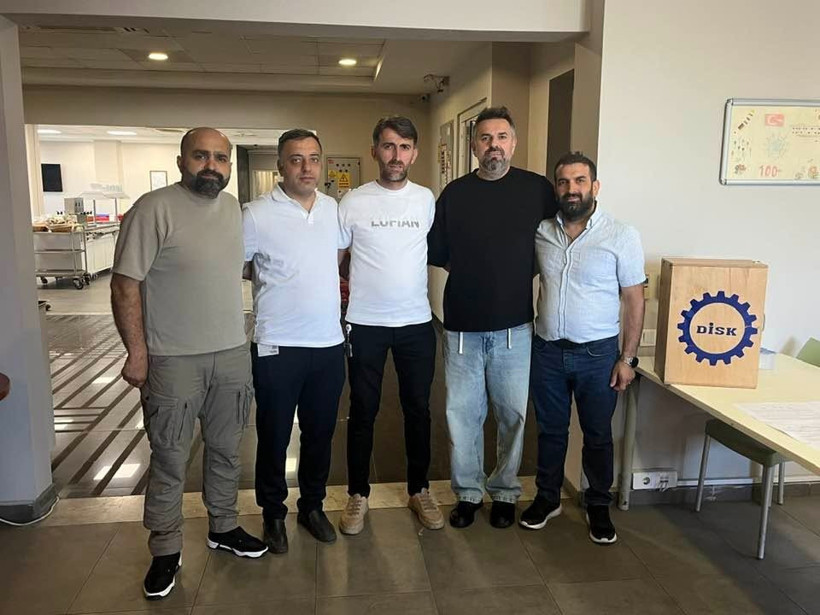 İşçiler muhtar, milletvekili, cumhurbaşkanı seçebiliyor neden temsilci seçemesin! İşte iyi bir örnek - Resim : 1