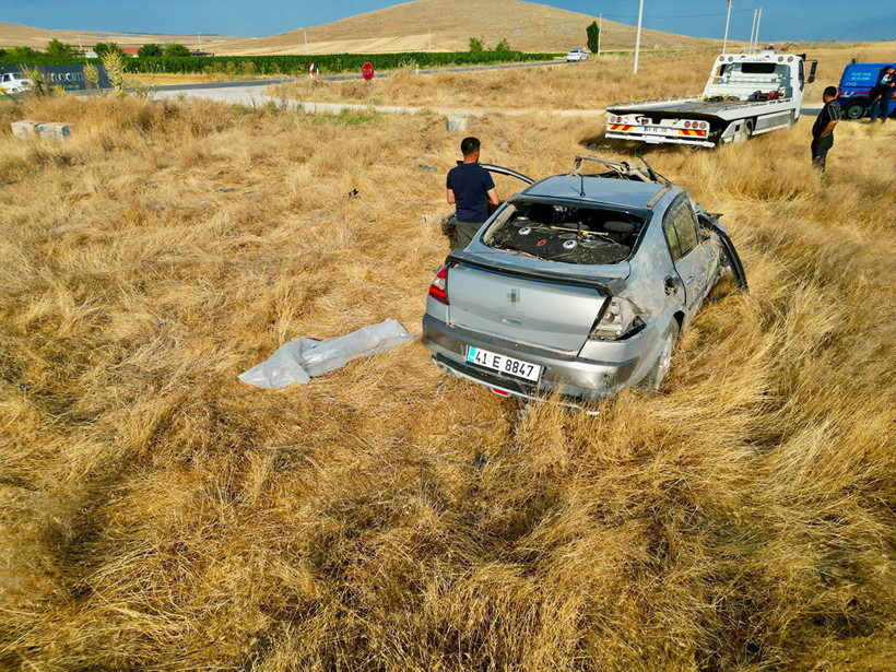 Hurdaya dönen otomobilde hayatını kaybetti! - Resim : 1