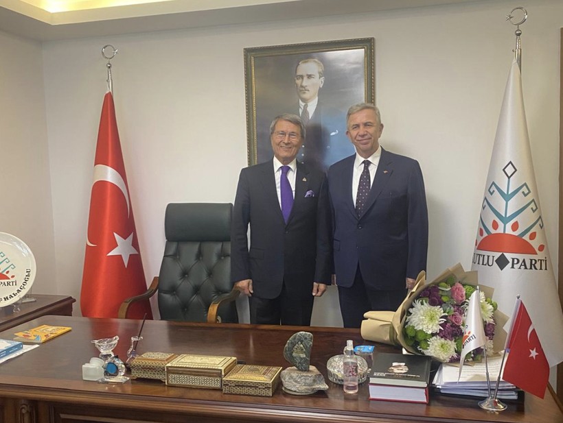 Mansur Yavaş'tan dikkat çeken ziyaret! - Resim : 1