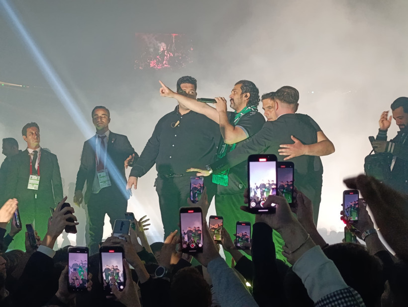 Kocaelisporluların sevgilisi Bayhan yine mest etti! - Resim : 4