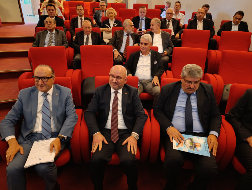 Ayhan Zeytinoğlu: ABD’nin İsrail’i desteklemesi barış için engel - Resim : 3