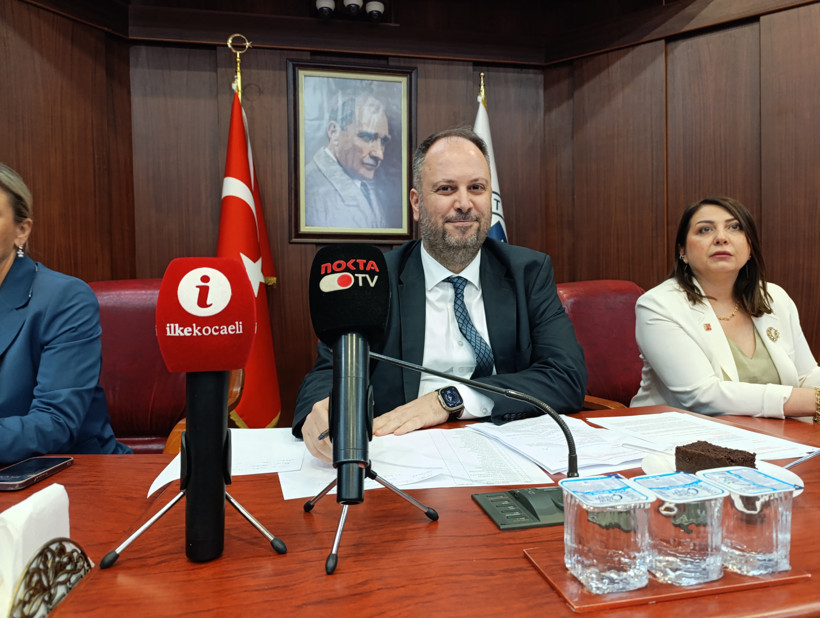 İzmit meclisinde gündem Madımak ve Leman - Resim : 3