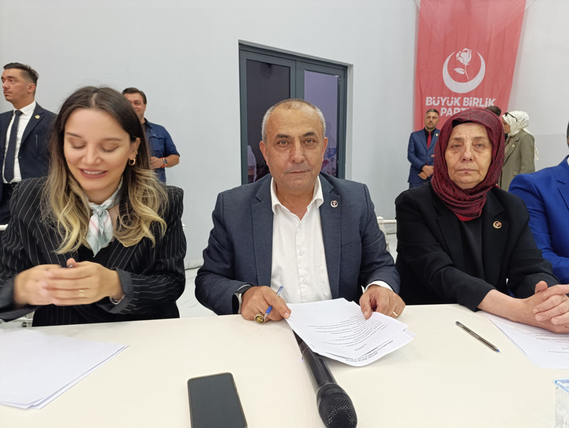 Belediyenin CHP’de olduğunu öğrenince kızdı! Yaşar Sayan: Ne desem bilemiyorum - Resim : 1