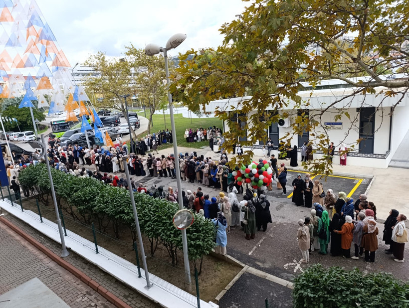 Genel Başkanları geldi! AK Kadınlar Filistin için gökyüzüne balonlar bıraktı - Resim : 7