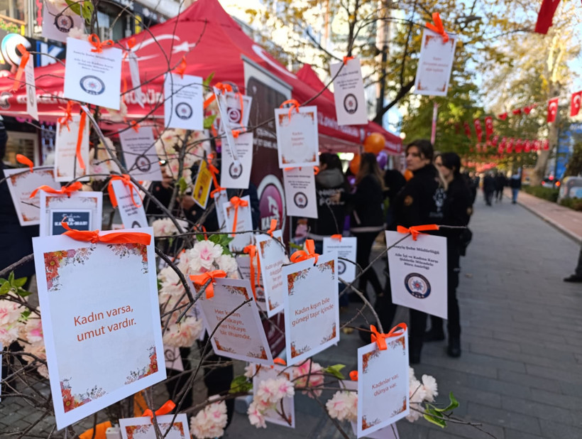 Kocaeli Emniyetinden 25 Kasım standı - Resim : 8