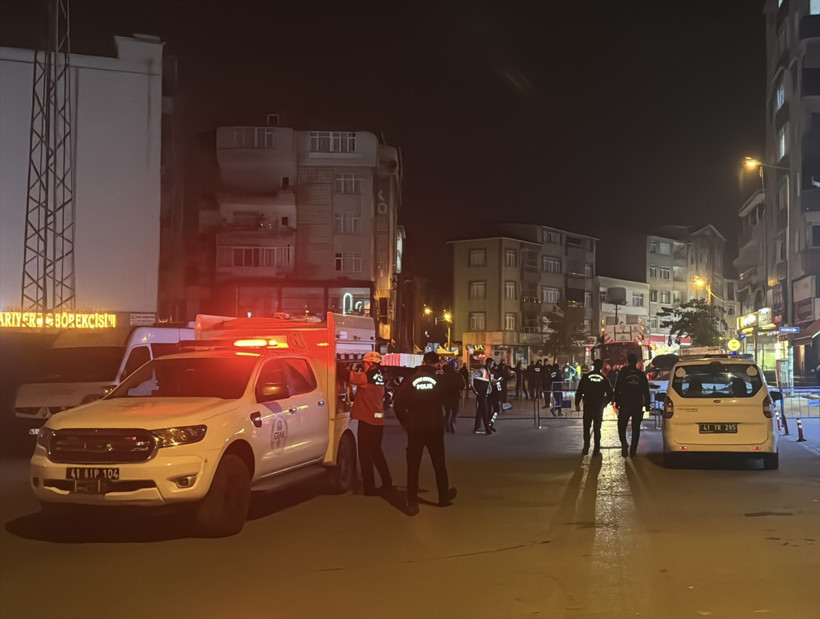 Gebze yine diken üstünde; Kocaeli Valisi İlhami Aktaş: 3 bina tahliye edildi! - Resim : 3