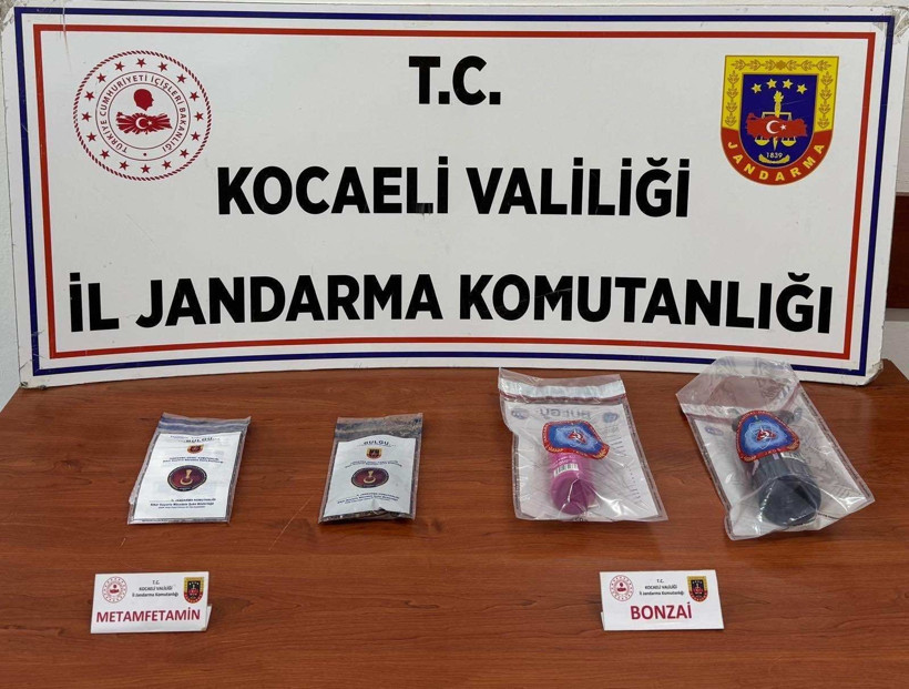 Kocaeli'de jandarma ekiplerinden uyuşturucuya geçit yok! - Resim : 1