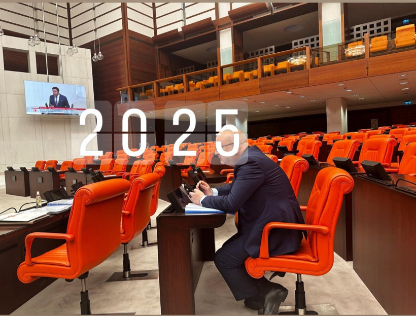 270 vekil nerede? Mühip Kanko: Koltuklarını saraya taşıdılar - Resim : 1