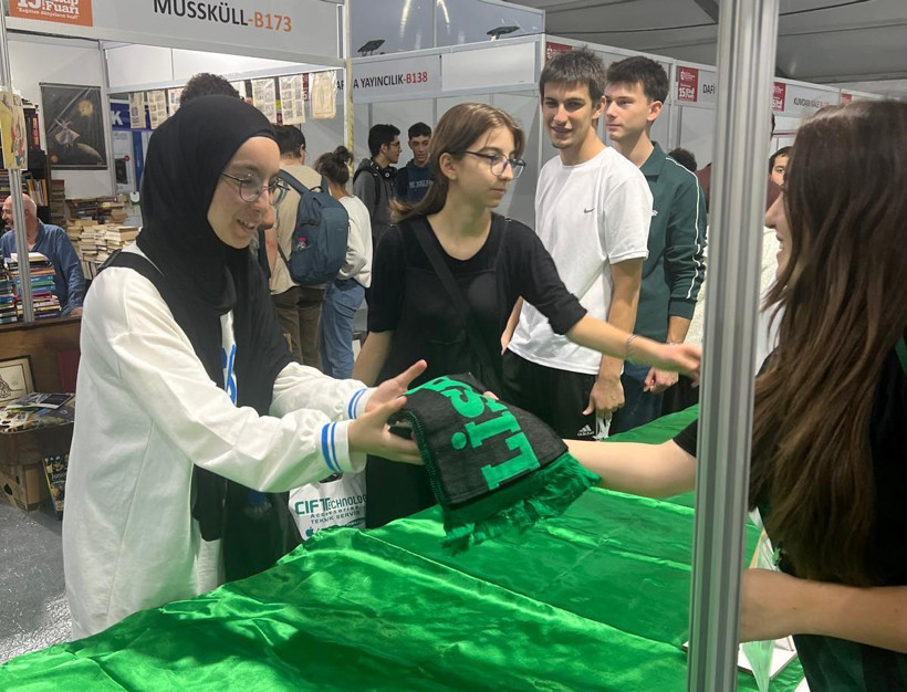 Kitap Fuarı’nda Kocaelispor ilgisi - Resim : 7