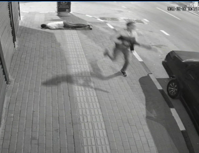 Kalabalığın arasına daldı, husumetlisini başından böyle vurdu! - Resim: 6