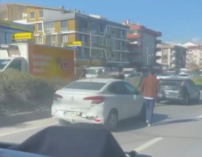 6 araçla zincirleme kaza: 1 yaralı - Resim : 2