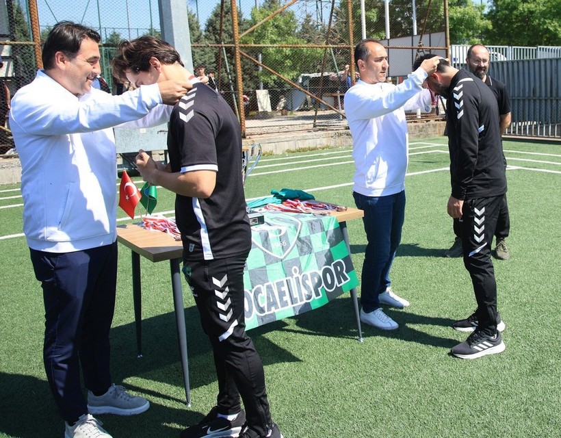 Kocaelispor U-17 için kupa ve madalya töreni düzenlendi - Resim: 17