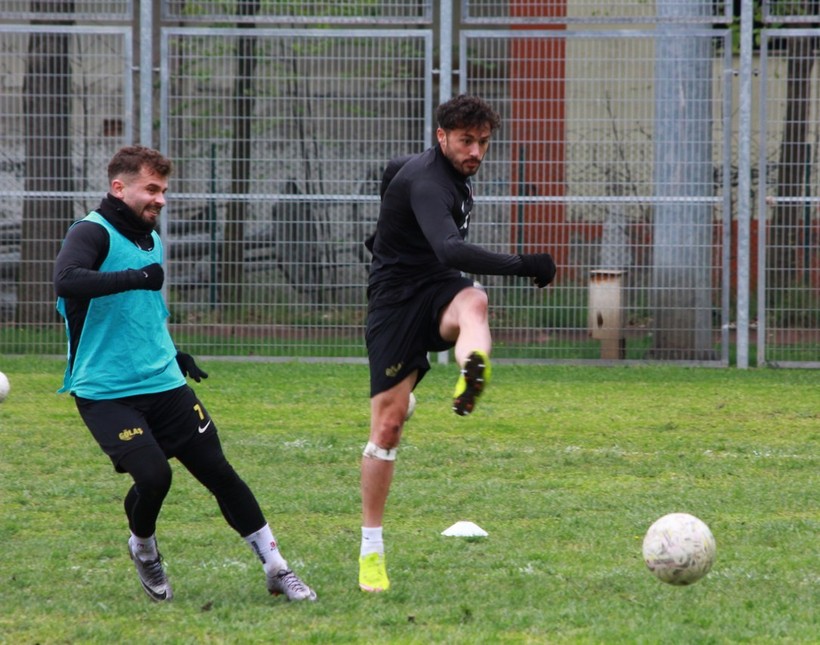 Gölcükspor kazanacak kazanmasına da… - Resim : 7