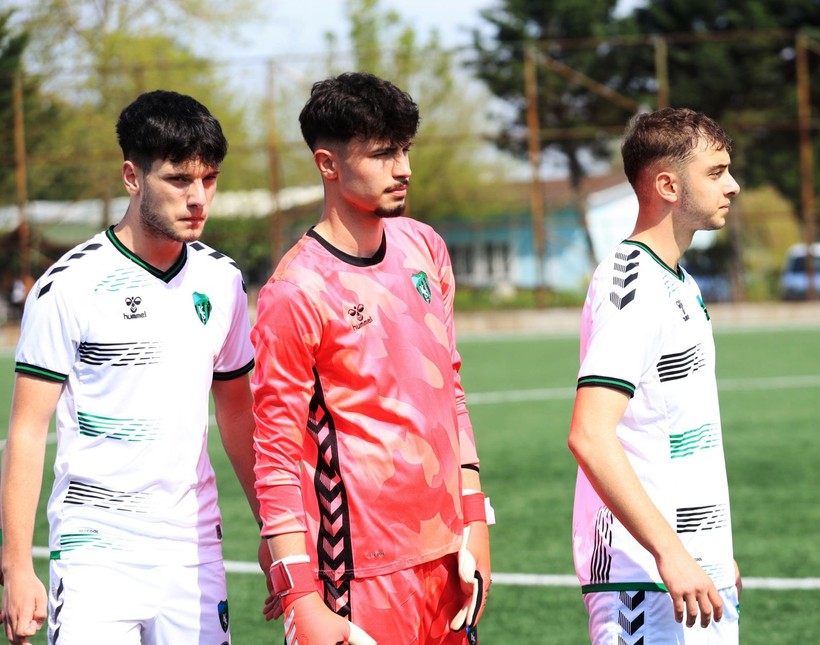 Kocaelispor – Erokspor U-17 maçının fotoğrafları - Resim: 9