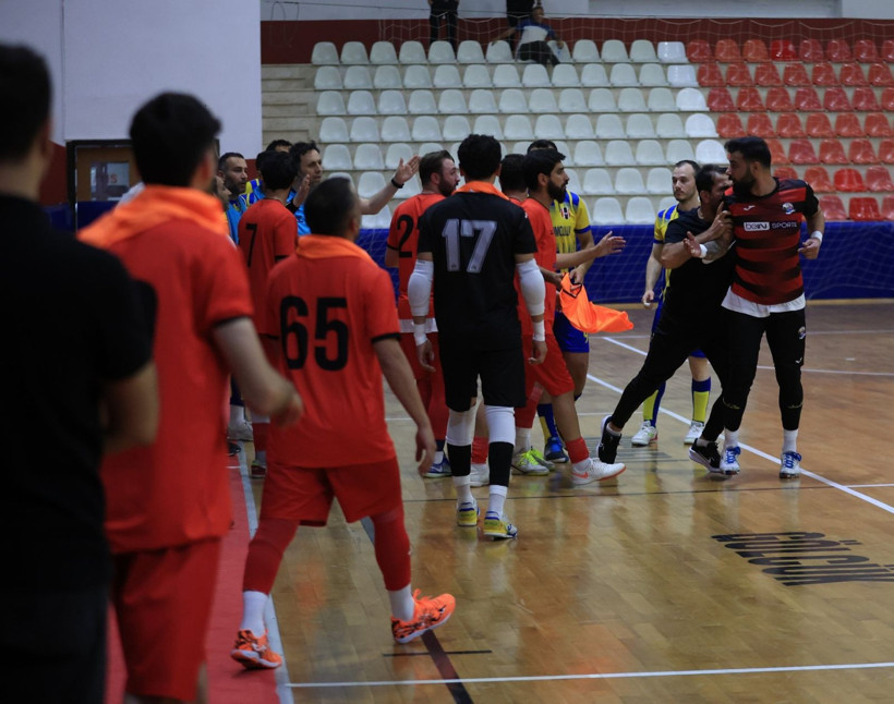 Yok böyle mücadele... Osmanlı 41 - Van Gölü Sportif: 7-6 Foto Galeri - Resim: 35