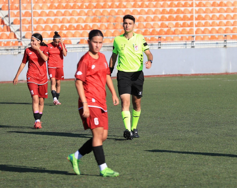 Kocaeli Kadın Futbol Kulübü – Arapçeşme maçı fotoğraf galerisi - Resim: 86