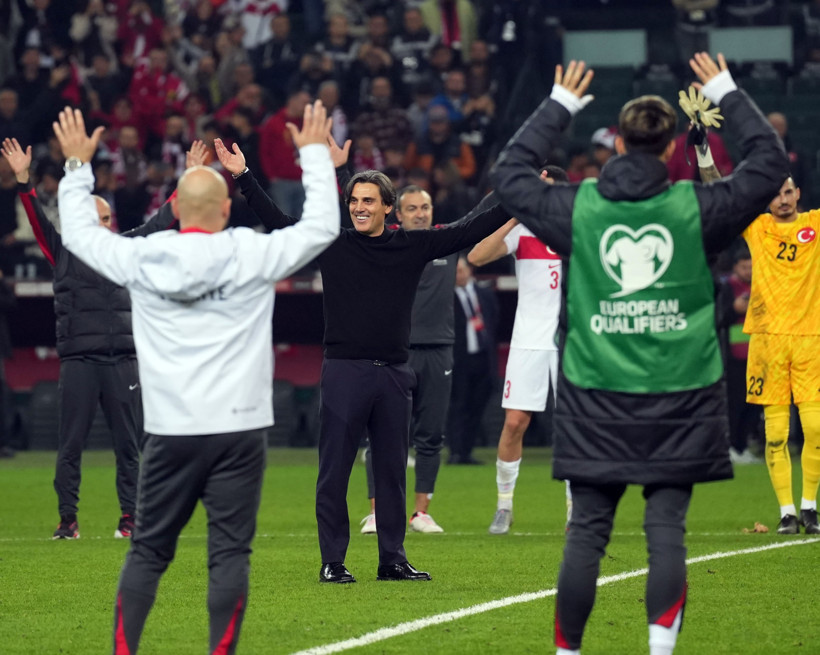 Milli Takım'dan Kocaeli'de galibiyet sevinci - Resim : 1