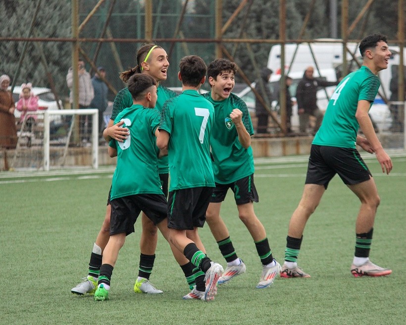 Helal olsun Kocaelispor U-14’e! Beşiktaş’ı yıktılar! - Resim : 2