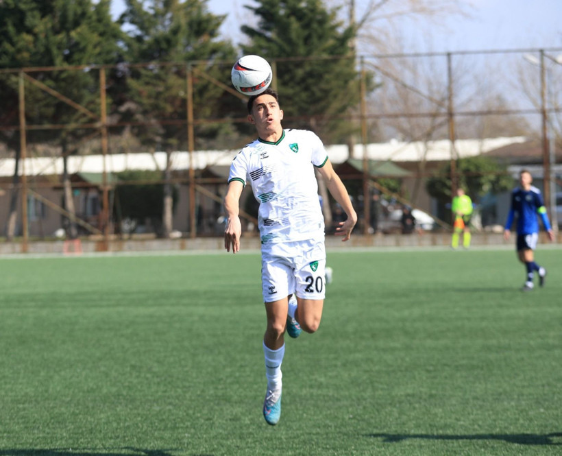 Kocaelispor – Bursa Nilüfer U-19 maçının fotoğraf galerisi - Resim: 74