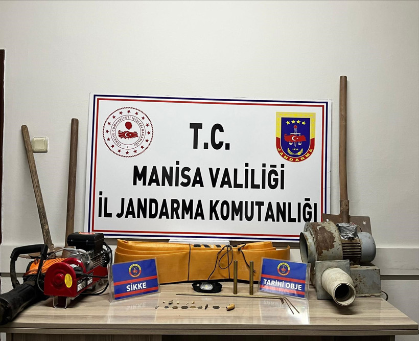 Jandarmadan kaçak kazıya suçüstü! - Resim : 1