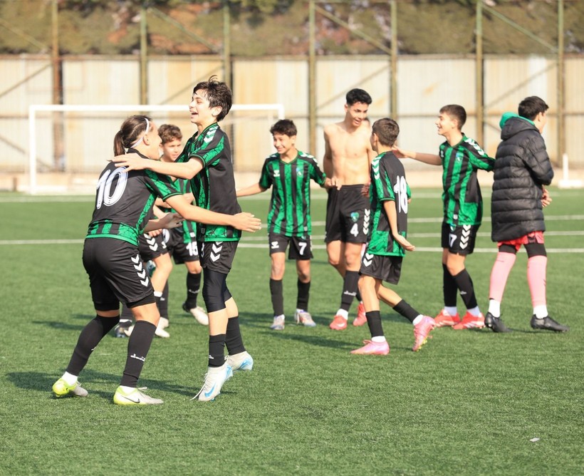 Kocaelispor - Fenerbahçe U-14 maçının fotoğrafları - Resim: 58