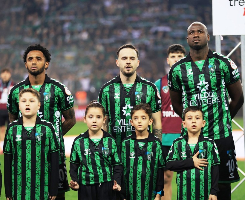 Kocaelispor – Sakarya maçının saha içi fotoğrafları - Resim: 7