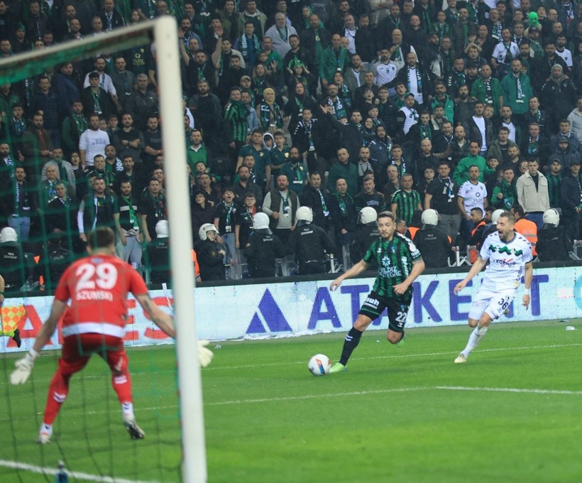 Kocaelispor – Sakarya maçının saha içi fotoğrafları - Resim: 19