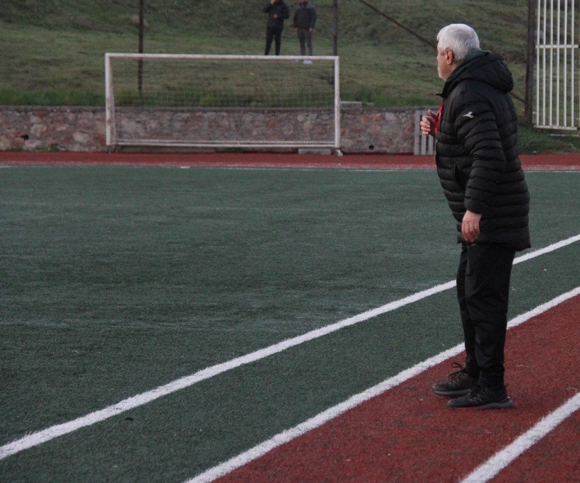 Nabızların çok yükseldiği maçta Derince ile Kavaklı 1-1 berabere kaldı - Resim : 16