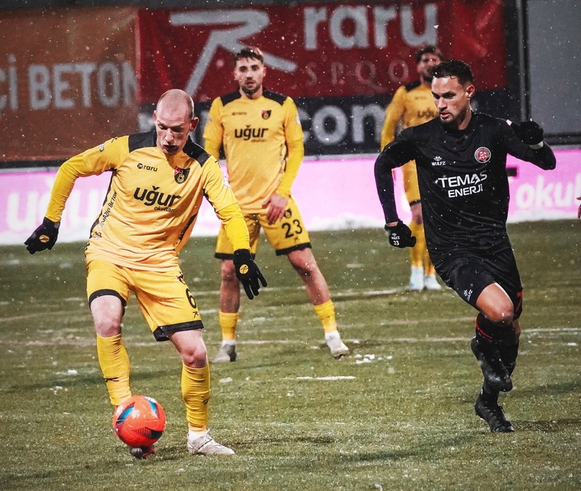 Karlar düştü… Karagümrük de! “2-0” - Resim : 3