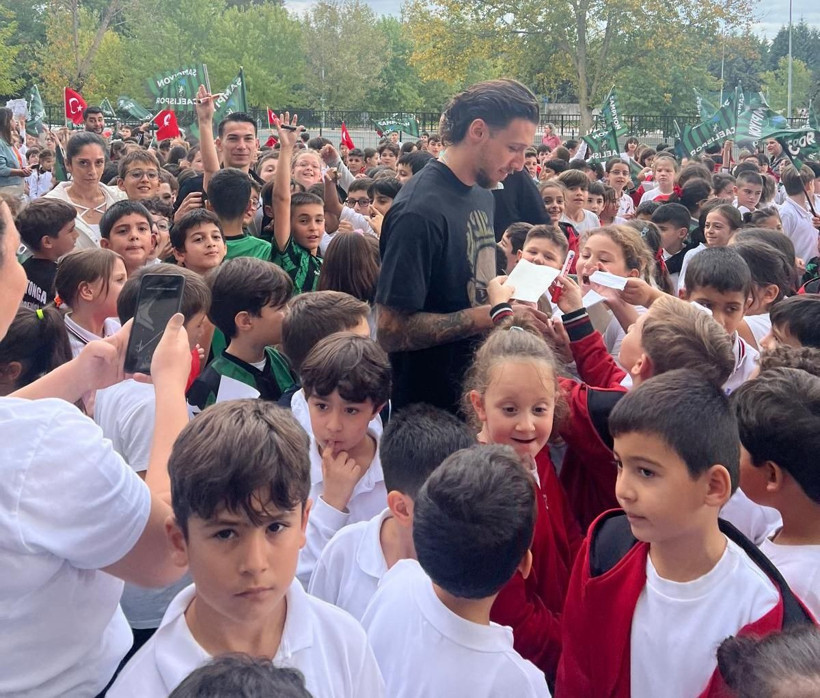 Kocaelisporlu futbolculara akıl almaz ilgi! Yok böyle sevgi! - Resim: 9