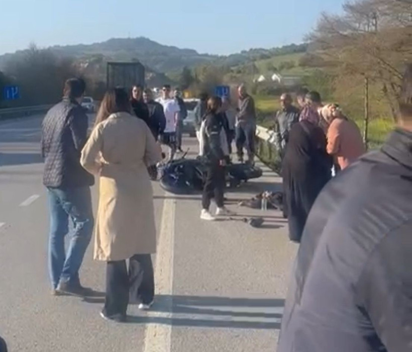 Bir anda kontrolünden çıktı... Can yakan motosiklet kazası! - Resim : 2