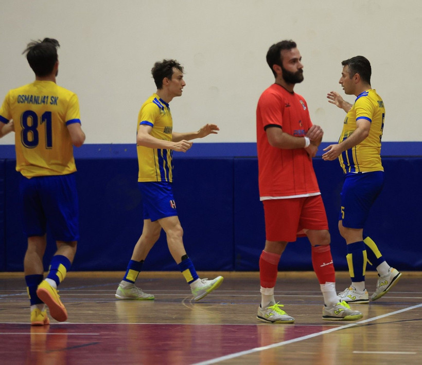 Yok böyle mücadele... Osmanlı 41 - Van Gölü Sportif: 7-6 Foto Galeri - Resim: 41