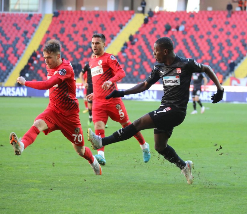 GAZİANTEP-SİVAS MAÇI CANLI: (15 Şubat 2025) Gaziantep FK - Sivasspor Maçı Hangi Kanaldan İzlenir? - Resim : 1