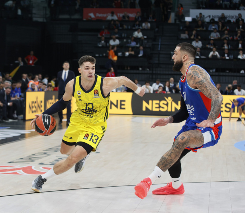 Türk derbisi Fenerbahçe Beko'nun: 78-83 - Resim : 2
