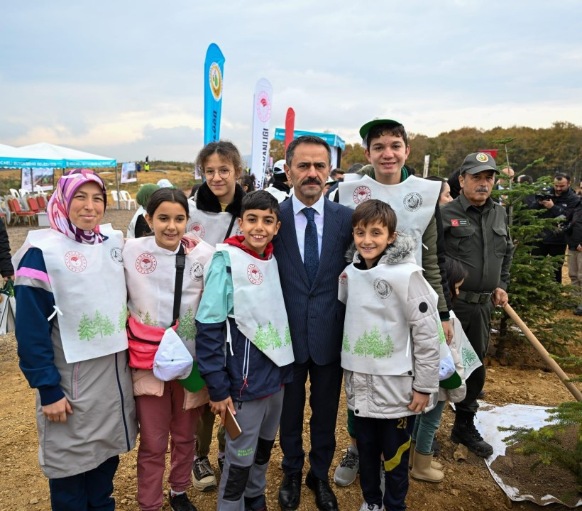 5 bin 500 fidan toprakla buluştu - Resim : 2