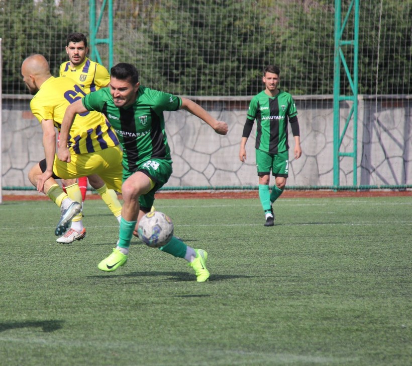 Karamürselspor - Çayırovaspor maçının fotoğrafları - Resim: 67