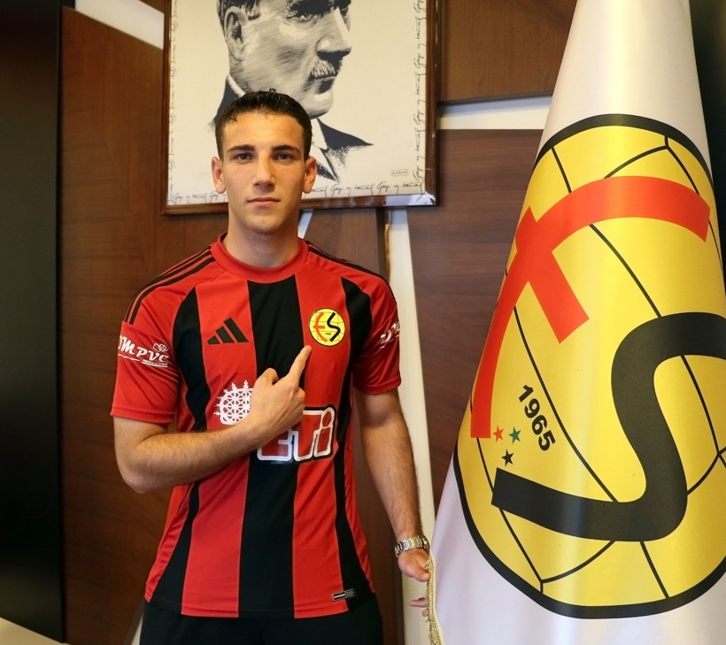 Bünyamin Dalkılıç, Eskişehirspor ile resmi imzayı attı! - Resim : 1