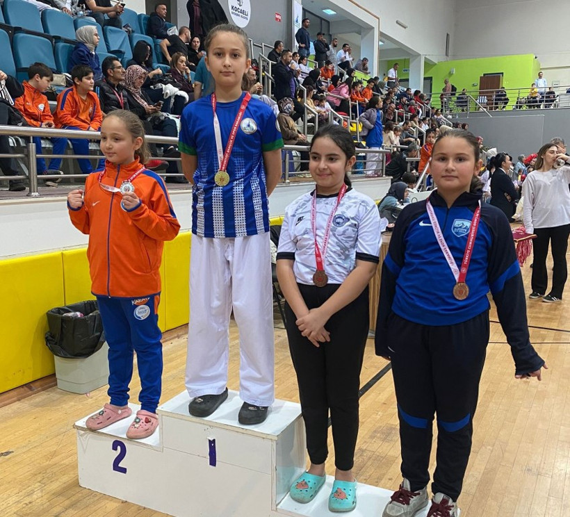 Karate Gelişim Ligi’ne Kartepe Belediyespor damgası! - Resim : 1