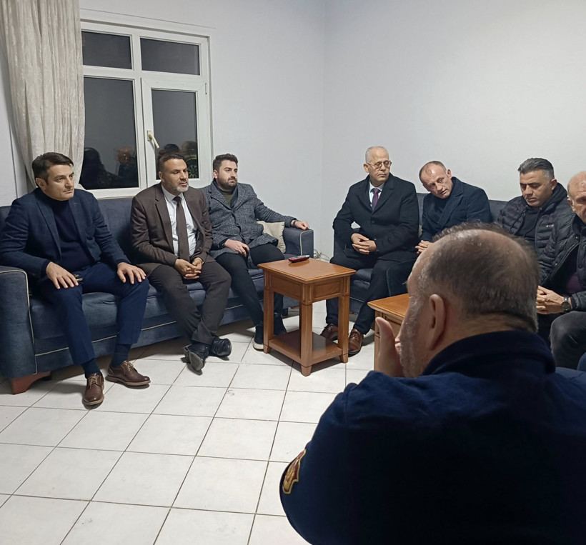 Köksal Şakar ve ekibi yeni yılı sahada karşıladı - Resim : 2