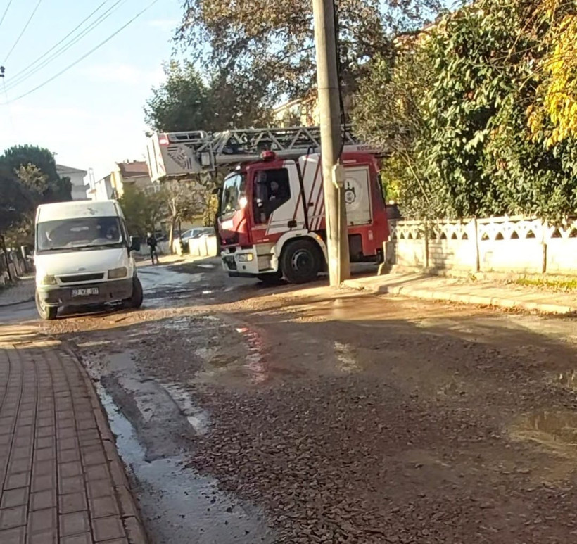 Erkan Uygun: Kazılan yollar yüzünden itfaiye geçemedi - Resim : 1