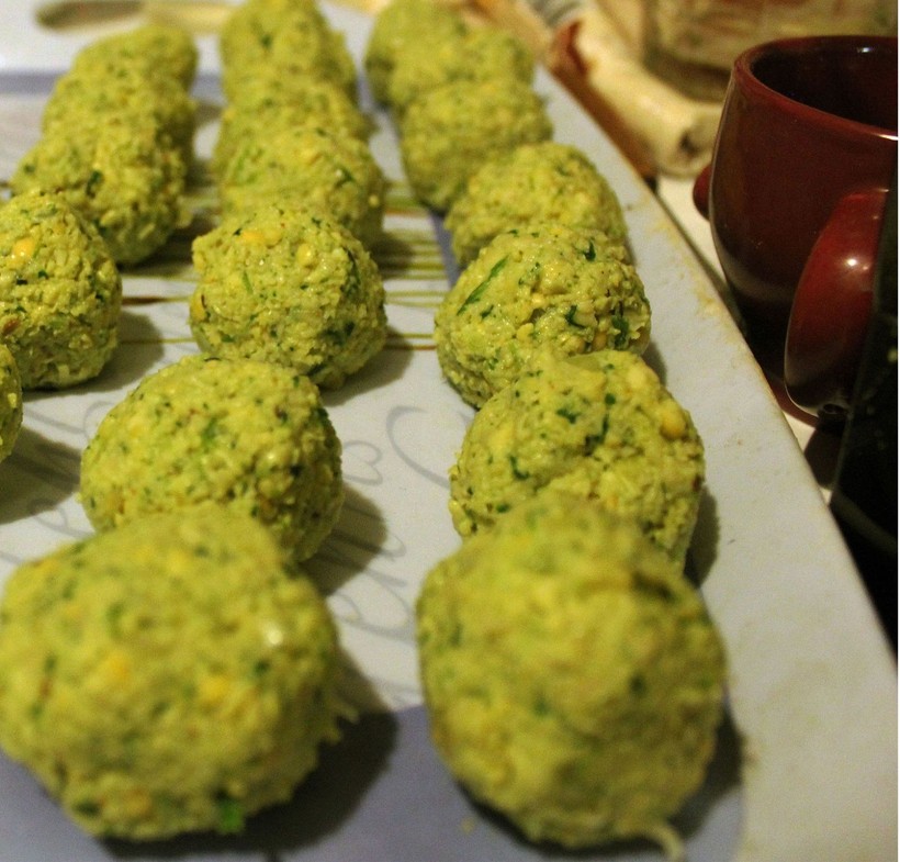 DAMAK ÇATLATAN FALAFEL TARİFİ | Tam Ölçülü Falafel Nasıl Yapılır? - Resim: 4
