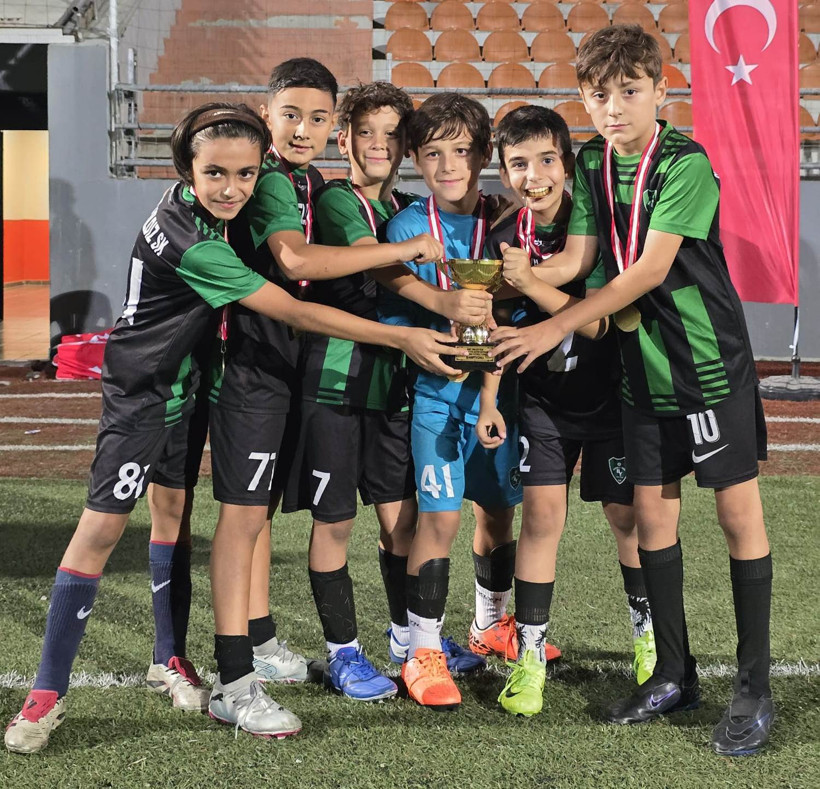 30 Ağustos Zafer Kupası Başiskele Yıldızspor’un “2-0” - Resim : 2