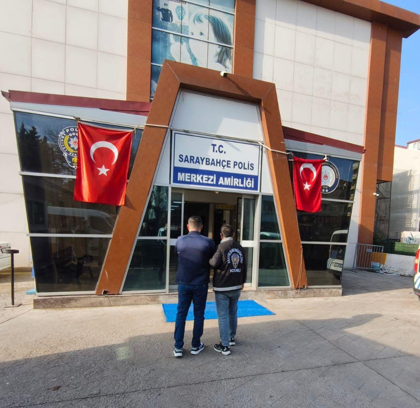 Kocaeli'de aranan şahsa operasyon! Dosyası kabarık... - Resim : 1