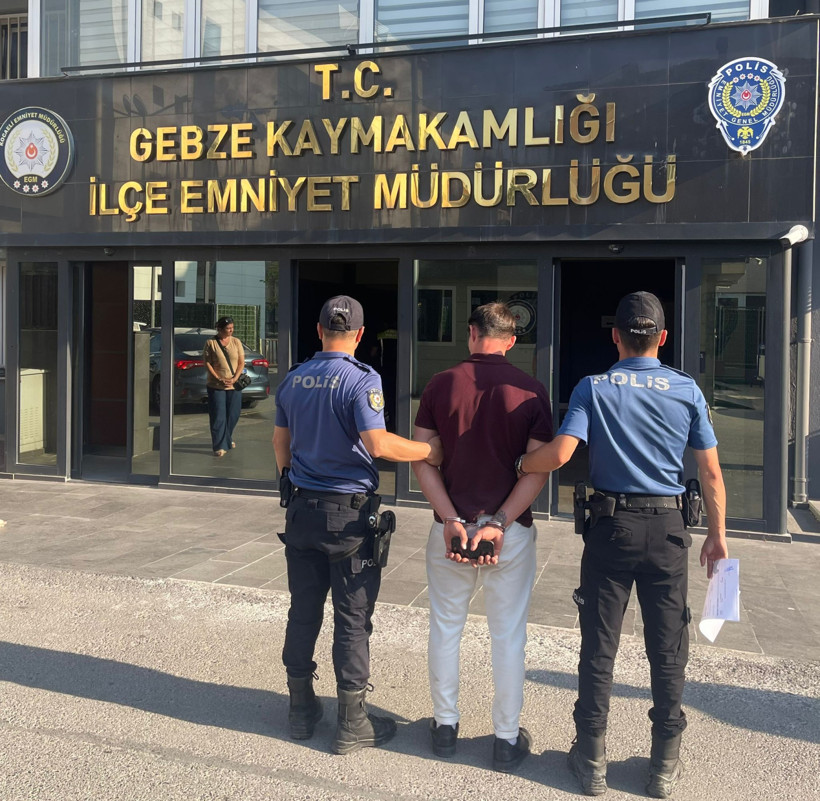 Cinsel istismar suçundan aranan şahıs yakalandı! - Resim : 1