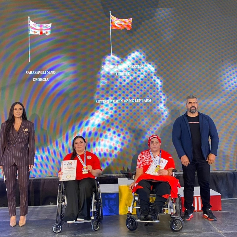 Demir bilekler bükülmedi! Türkler, Romanya’da fırtına gibi esti! - Resim : 2