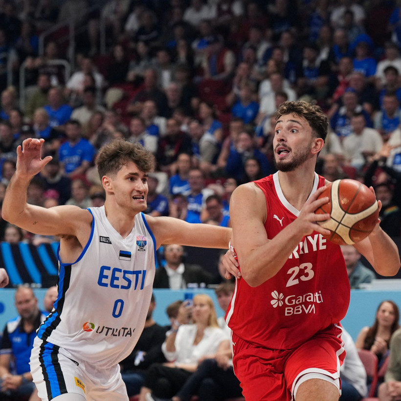 12 dev adam 4’te 4 yaptı! “84-64” - Resim : 2