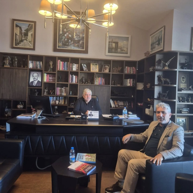 Yazarımız Ata Yetişken, Efsane Başkan Gökhan Özdemir’i ziyaret etti - Resim : 1