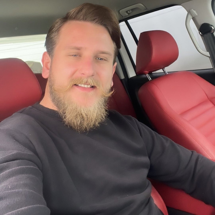 Tüfek ve kan izleri... Cesedi 150 metre aşağıda bulundu! - Resim : 2