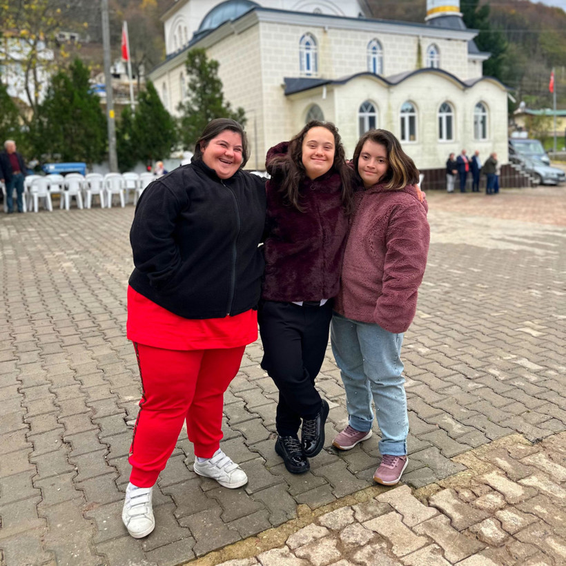 MHP Başiskele'den anlamlı etkinlik: Dünya Engelliler Günü için Yöresel Yemekler Şöleni - Resim : 5