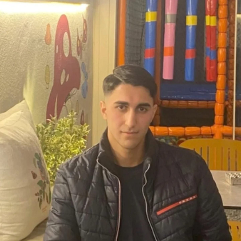 17 yaşındaki çocuğu bıçaklayarak öldürmüştü; 18 yaşındaki katil zanlısı tutuklandı! - Resim : 2